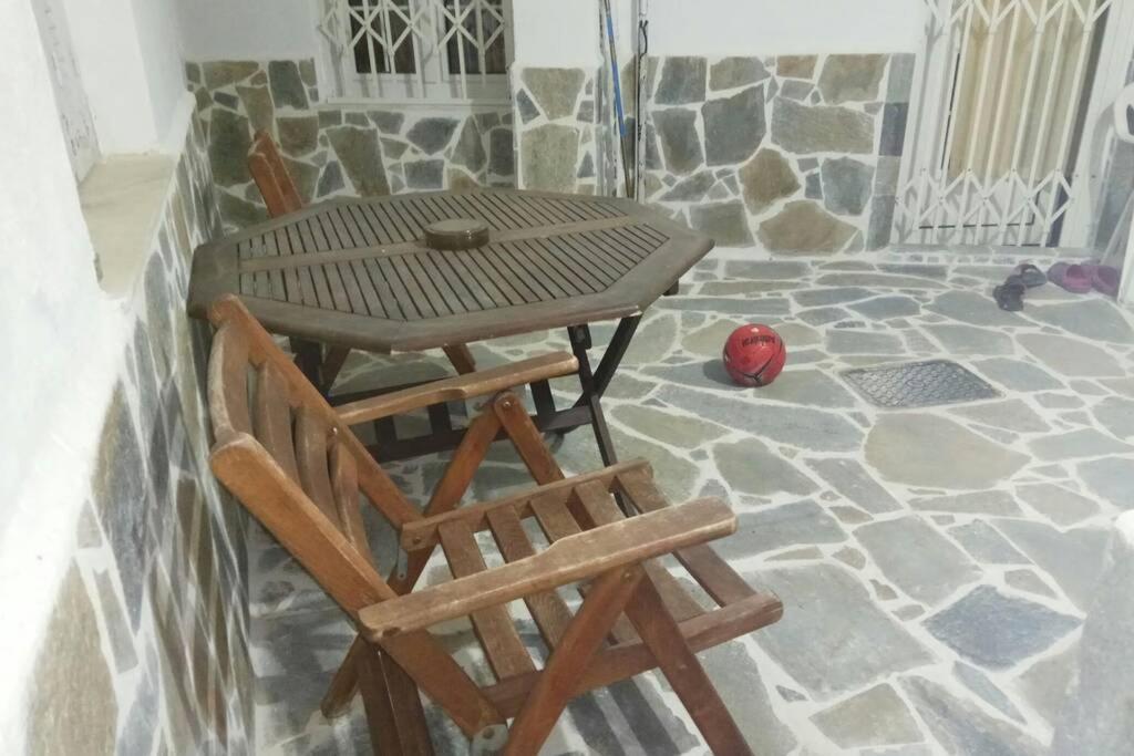 Central Town House 60M2**** بيرايوس المظهر الخارجي الصورة